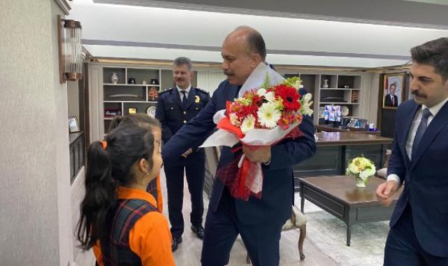 İstanbul İl Emniyet Müdürü Aktaş'ın koltuğuna şehit kızı beyza oturdu