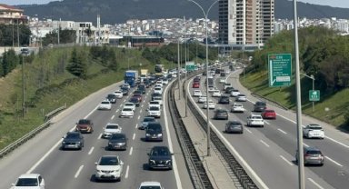 İstanbul'da bayramın 2. gününde trafik yoğunluğu -1