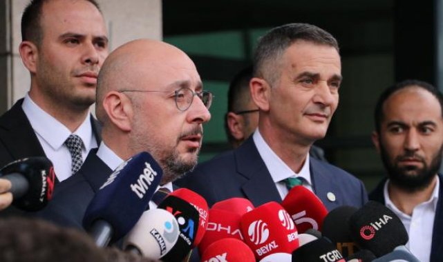 İYİ Parti, milletvekili aday listesini YSK'ya sundu
