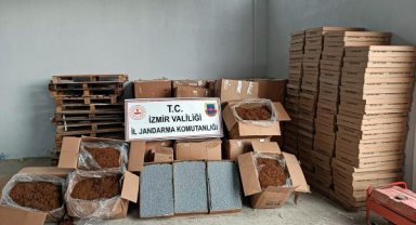 İzmir'de 1,5 ton kaçak tütün ele geçirildi: 3 gözaltı