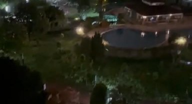 İzmir'de sağanak günlük hayatı olumsuz etkiledi
