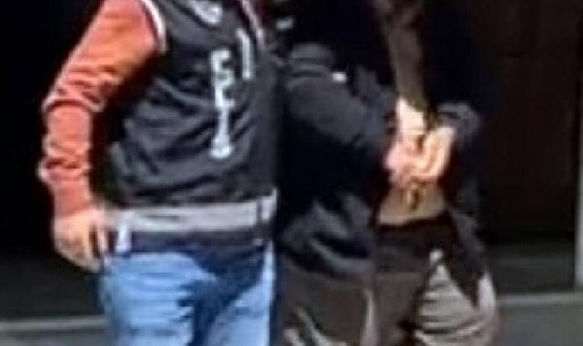 İzmir'de tefeci operasyonunda 3 tutuklama