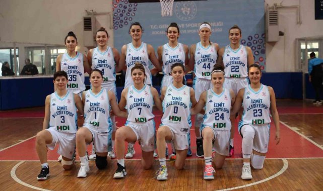 İzmit Belediyespor, playoff öncesi bugün son maçına çıkıyor