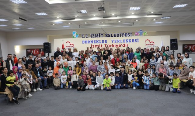 İzmit'te 7 bin 128 çocuk yüzme öğrendi