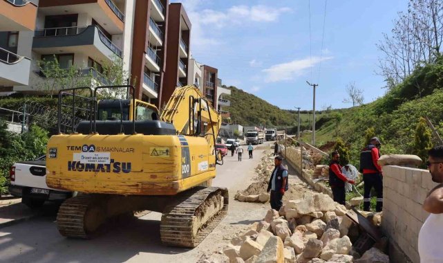 İzmit'te kaçak yapılarla mücadele