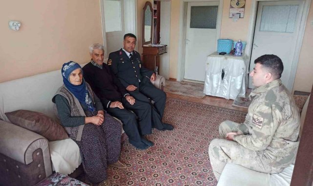 Jandarma, şehit yakınları ve gazileri unutmadı