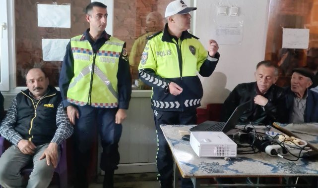 Jandarmadan 51 vatandaşa trafik eğitimi