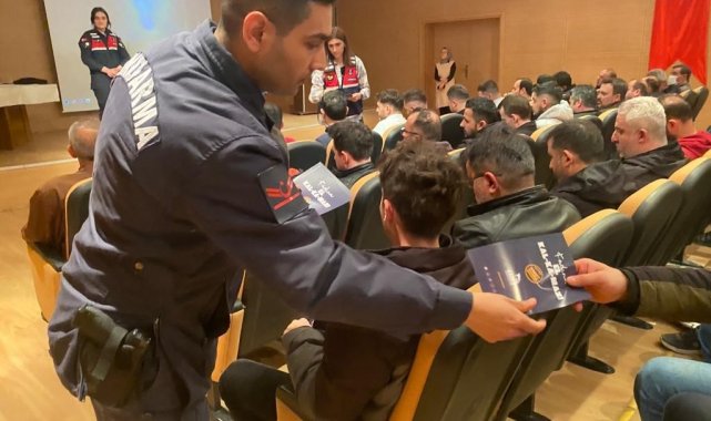Jandarmadan erkeklere "Kadına El Kal-Ka-Maz" eğitimi