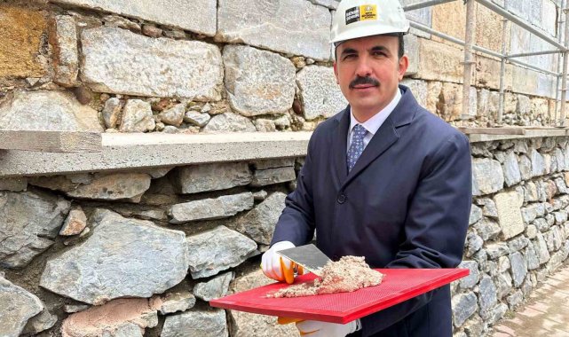 Kadınhanı Raziye Sultan Hanı restorasyonu başladı