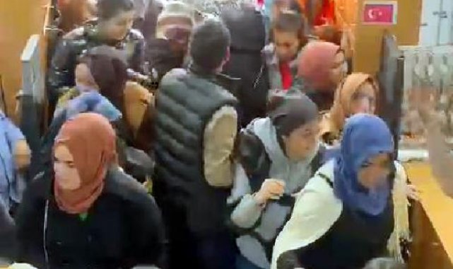 Kağıthane'de indirim izdihamı