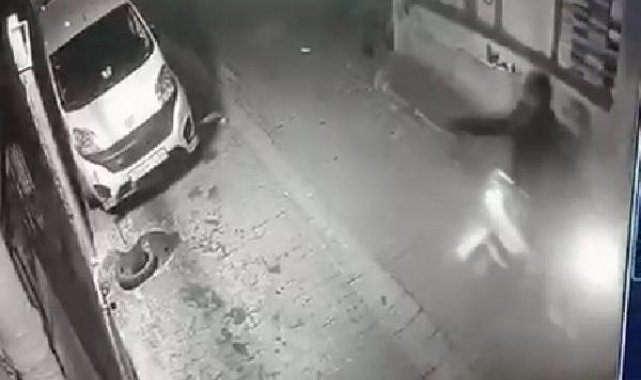 Kağıthane'de motosikleti yakıp tamirhaneyi kurşunladı