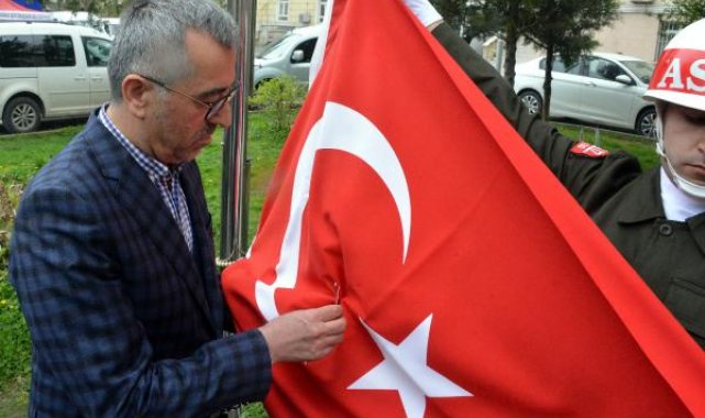 Kahramanmaraş'a İstiklal Madalyası verilişinin 98'inci yılında buruk kutlama