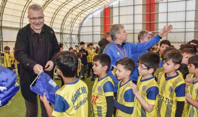 Karacabey'de spora destekler çığ gibi