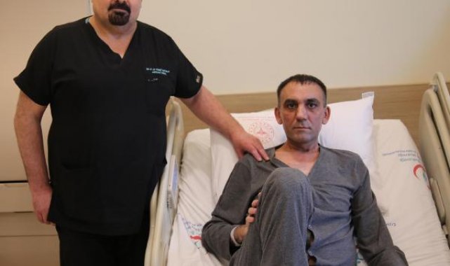 Karnında şişlik şikayetiyle gitti, ince bağırsağından 3,5 kilo ur çıkarıldı