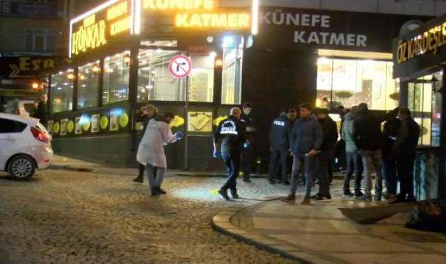 Kartal'da park halindeki otomobile silahlı saldırı: 2 ölü, 2 yaralı