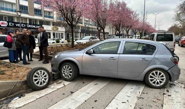 Kastamonu'da 3 araç çarpıştı: 1 yaralı