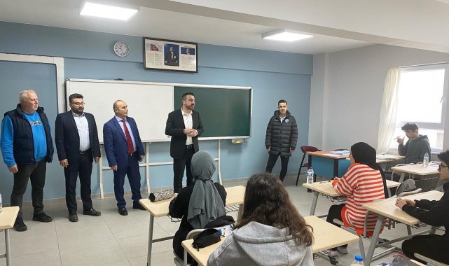 Kestel Belediyesi'nden lise ve üniversite adaylarına deneme sınavı