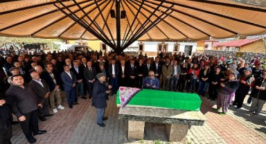 Kılıçdaroğlu'nun halası son yolculuğuna uğurlandı
