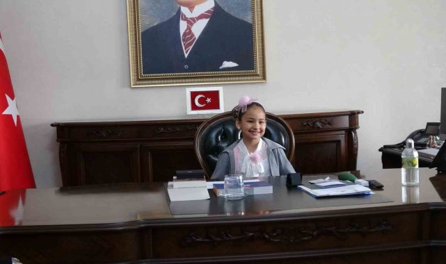 Kilis Valisi Recep Soytürk koltuğunu Ezgi Yıldız'a devretti