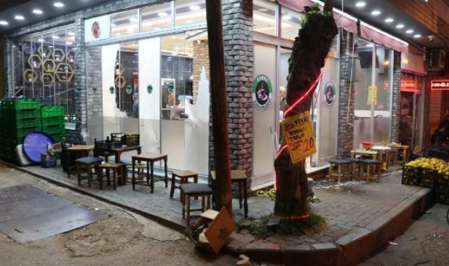 Kıraathanede oturan husumetlilerine kurşun yağdırdı: 1 ölü, 5 yaralı