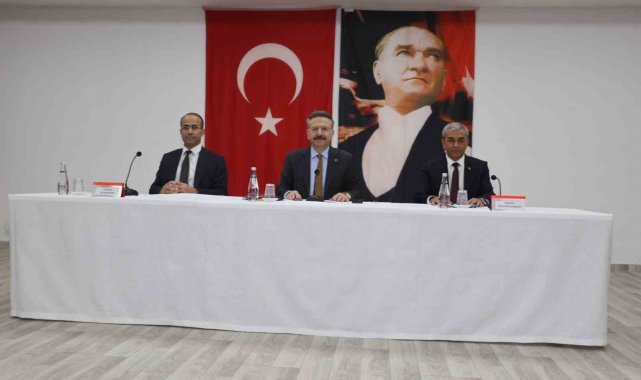 Koçarlı'da muhtarların sorunları masaya yatırıldı