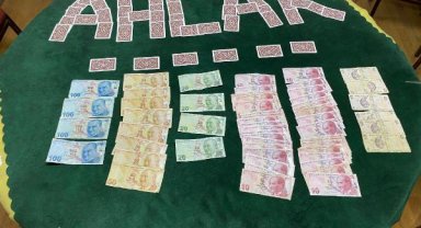 Kumar oynarken yakalanan 10 kişiye 40 bin lira ceza