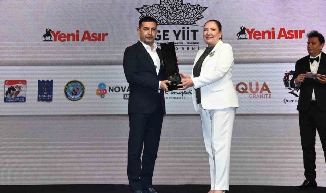 Kuşadası Belediyesi'ne 'Turizm Sektörü Yatırım Ödülü'