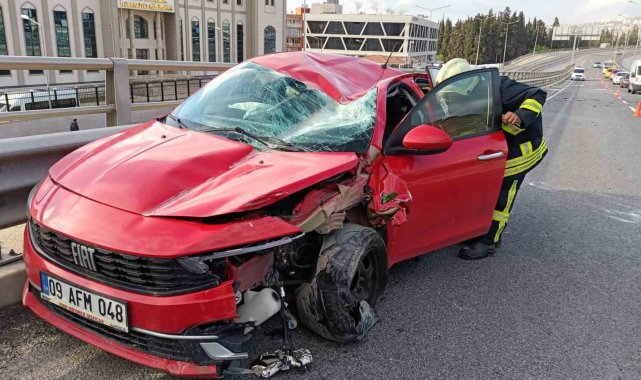 Kuşadası'nda trafik kazası: 2 yaralı