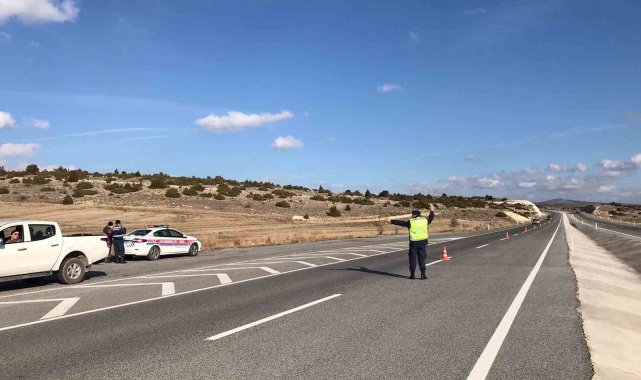 Kütahya'da bayram trafik tedbirlerinde jandarma 367 ekip ve 970 personelle görev yapacak