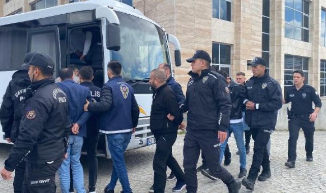Kütahya'daki silahlı çatışmanın 9 şüphelisi adliyeye sevk edildi