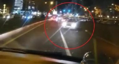 Makas atan sürücünün kazadan kıl payı kurtulduğu anlar kamerada