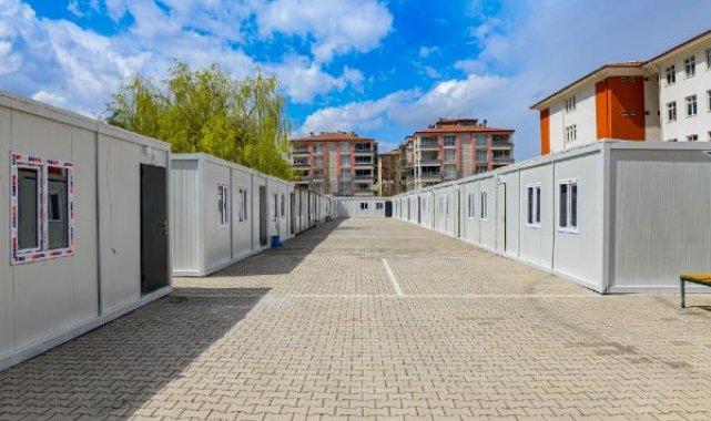 Malatya'da konteyner okullar hızla tamamlanıyor