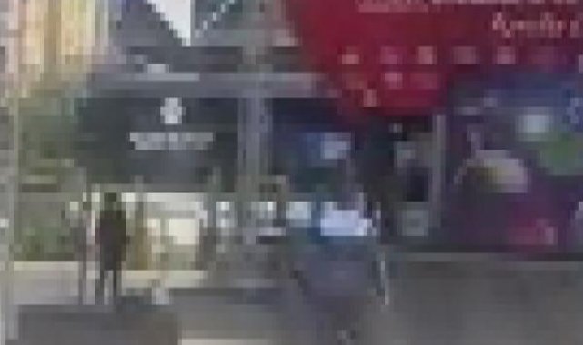 Maltepe'de 23 Nisan kutlamalarında bıçaklı saldırı