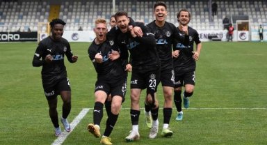 Manisa FK Play-Off yarışına tutundu