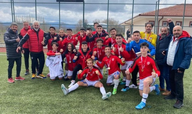 Manisa Spor Lisesi, Türkiye Yarı Finallerine katılmaya hak kazandı