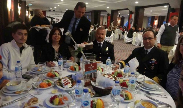 Marmaris'te iftar sofrası şehit yakınları ve gaziler için kuruldu
