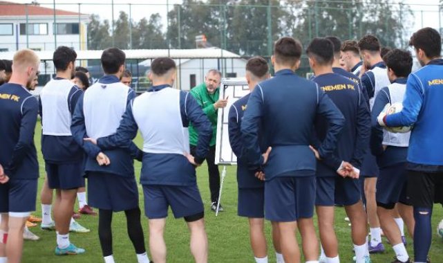 Menemen FK'da Serkan Afacan imzaladı