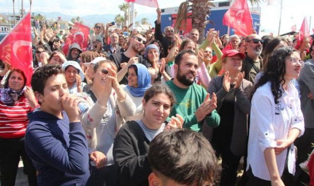 Meral Akşener: Bir oy Kemal'e bir oy Meral'e alabilir miyim