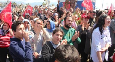 Meral Akşener: Bir oy Kemal'e bir oy Meral'e alabilir miyim