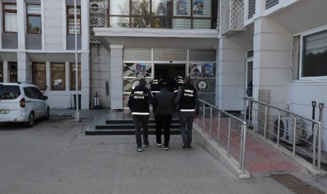 Mersin Limanı'nda ele geçirilen 97,5 kilo kokaine 2 gözaltı