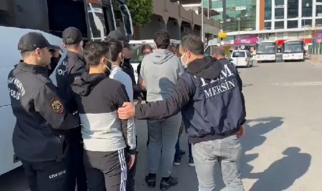 Mersin'de DEAŞ operasyonunda 5 tutuklama