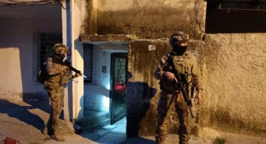 Mersin'de Kökünü Kurutma Operasyonu: 70 gözaltı