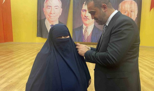 MHP'ye Erzurum'daki katılımlar sürüyor