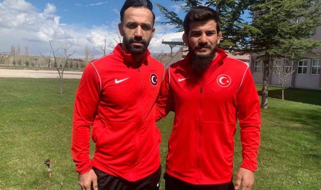 Milli güreşçiler Soner Demirtaş ve Servet Coşkun, Avrupa'da mindere çıkmaya hazır