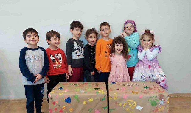 Minik öğrencilerden anlamlı yardım