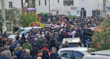 Miras tartışmasında öldürülen anne-oğul toprağa verildi