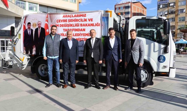 Nazilli Belediyesi'nin filosuna 2 araç daha katıldı