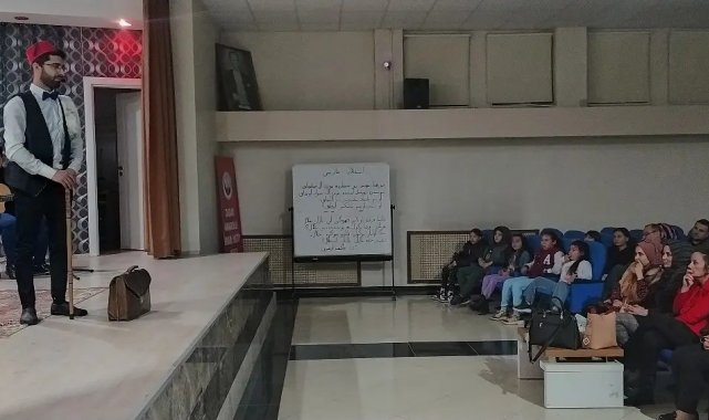 Öğrencilerden depremzedeler için 'Ramazan gösterisi'