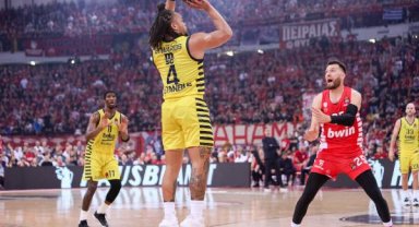 Olympiacos - Fenerbahçe Beko: 78-82