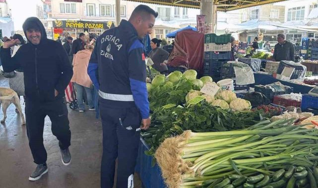 Ortaca pazarında etiket denetimleri sürüyor